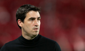 HLV Iraola cảnh giác trước Mason Mount, Man Utd chuẩn bị phá dớp