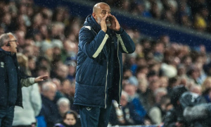 Nuno Espirito Santo 'tự ghè chân' với những quyết định kỳ quặc, West Ham nguy cơ xuống hạng