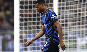 Inter Milan nhận cú sốc lớn, Denzel Dumfries nghỉ dài hạn sau phẫu thuật