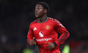 Roy Keane thẳng thắn về Kobbie Mainoo, chỉ trích hành động gây bão