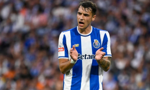 Arsenal để Kiwior sang Porto, trung vệ Ba Lan bùng nổ