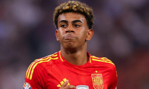 Raul Gonzalez cảnh báo về kỳ vọng lớn lên Lamine Yamal tại World Cup 2026