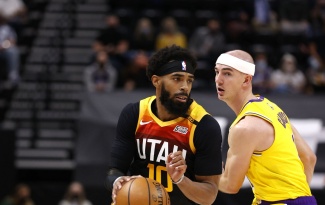 Lịch thi đấu NBA 18/4: Khó khăn của Lakers, Curry đụng thử thách