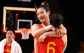 Kết quả bóng rổ Olympic 27/7: Tuyển Trung Quốc nhận 2 tin vui, 1 tin buồn