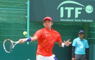 Hoàng Nam thắng học trò Nadal tại Davis Cup