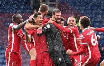 Alisson Becker: Bước Qua Giông Bão