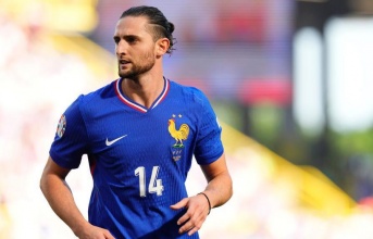 Adrien Rabiot: Sự quan tâm từ Man Utd, hành trình tại Juventus và ảnh hưởng của người mẹ