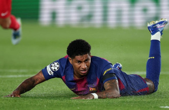 Chấm điểm Barcelona: Thẻ đỏ tai hại; Rashford lãng phí cơ hội