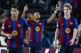 Chấm điểm Barcelona: Kounde điểm cao nhất; Jesus tỏa sáng