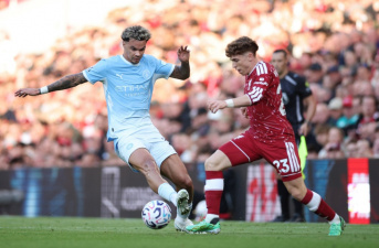 Chấm điểm Liverpool: Điểm sáng Munoz; Tiếc cho Gravenberch