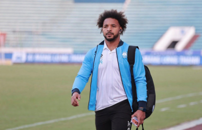  Xuân Son trở lại rực rỡ với cú hat-trick, thắp sáng hy vọng cho Nam Định 