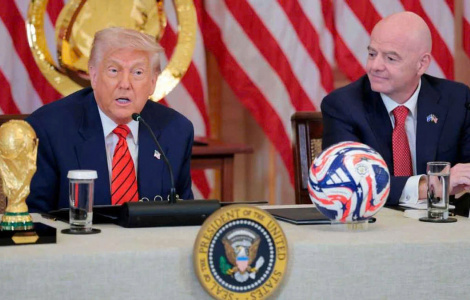 Infantino và Trump: Cuộc chơi quyền lực trong bóng đá