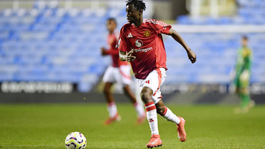 Sekou Kone: Lời giải bất ngờ cho bài toán tiền vệ của Man United?