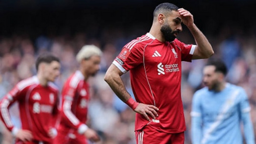 Chấm điểm Liverpool: Hàng thủ mơ ngủ, Salah gây thất vọng lớn