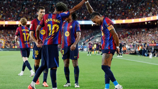 Chấm điểm Barcelona: Sàn diễn của song tấu Yamal - Raphinha