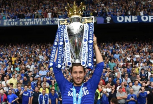 Nhìn lại sự nghiệp đầy vinh quang của Hazard trước khi rời London đến Madrid