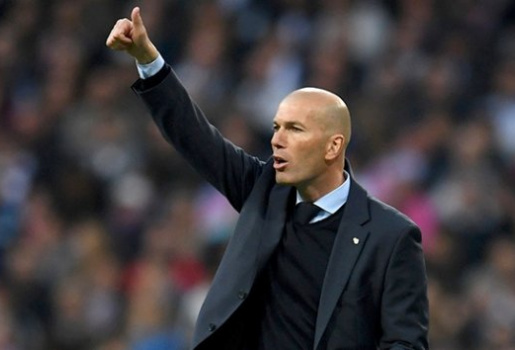 3 gương mặt không ngờ chắc suất ở lại Real mùa tới, 2 mục tiêu M.U?