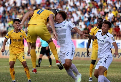 'Cái tát' từ các fan giúp HAGL tỉnh lại sau một giấc ngủ dài