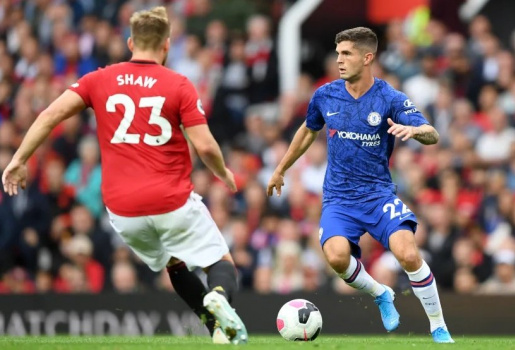 Vì sao Chelsea bị Man Utd vùi dập tơi tả? Jermaine Jenas đã có câu trả lời