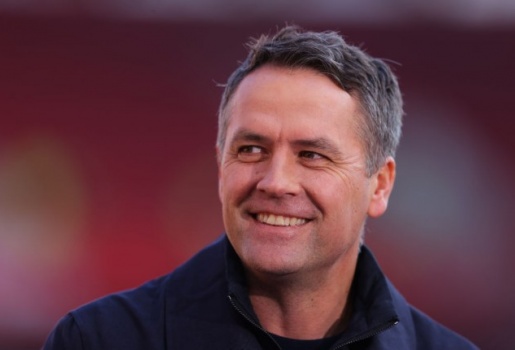 Michael Owen: Chỉ một đội duy nhất cạnh tranh được với Liverpool mùa sau