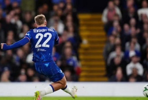 Kiernan Dewsbury-Hall: Ngôi sao ẩn mình đưa Chelsea đến Wroclaw