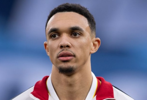 Arne Slot có lý do để loại Trent Alexander-Arnold khỏi đại chiến Arsenal