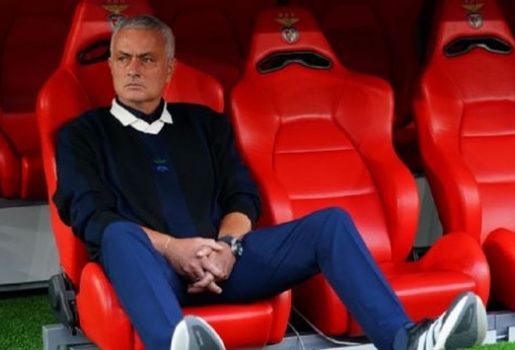 Mourinho khẳng định Chelsea trở lại đúng hướng dưới thời Maresca