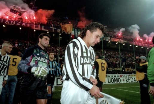 Hành trình ở Juventus của Baggio: Vinh quang và Đắng cay