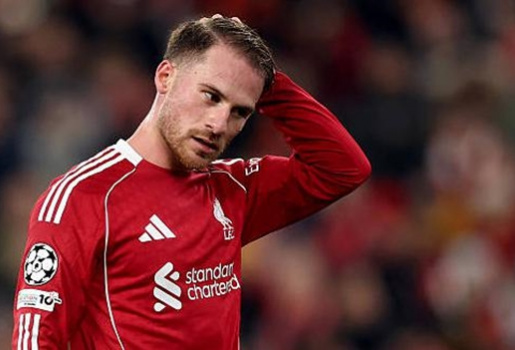 Giải mã sự trượt dốc khó hiểu của Mac Allister tại Liverpool