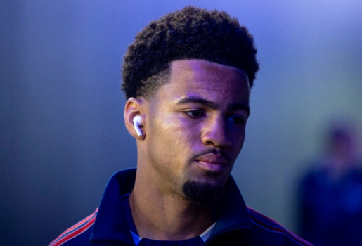 Nwaneri từ chối Bournemouth để quyết bám trụ tại Arsenal