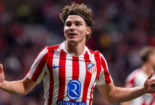 Chelsea chốt 150 triệu euro cho Julian Alvarez