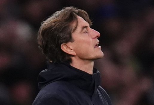 Lãnh đạo Tottenham họp khẩn định đoạt tương lai của Thomas Frank