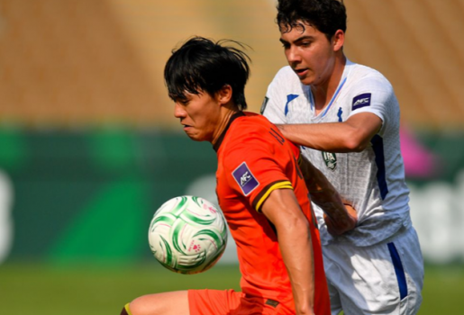 Cựu sao MU chỉ trích lối đá cầu may của U23 Trung Quốc