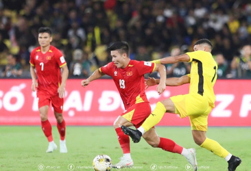 Đấu Malaysia ở Thiên Trường, Việt Nam chờ tin vui từ FIFA