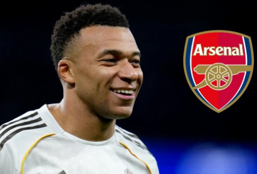 Sagna vẽ đường cho Mbappe đến Arsenal