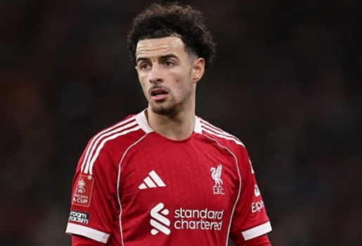 Arne Slot quyết giữ Curtis Jones trước sự chèo kéo của Inter