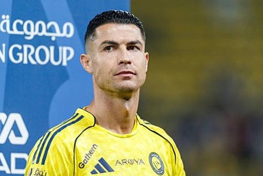 Mâu thuẫn với giới chủ, Ronaldo bỏ trận thứ hai liên tiếp