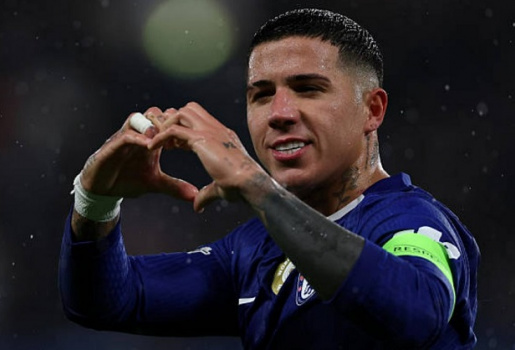 Chelsea đòi 104 triệu bảng, bác phương án gán Camavinga