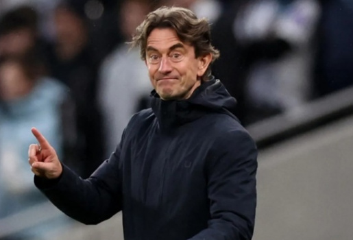 Vì sao Thomas Frank trở thành thảm họa lịch sử tại Tottenham?