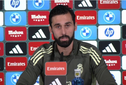 Arbeloa nhắc khéo Rodrygo, bức xúc vụ Negreira