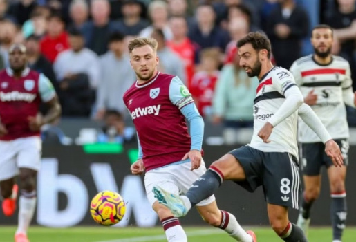 Michael Carrick săn trận thắng thứ 5 trong ngày về mái nhà xưa