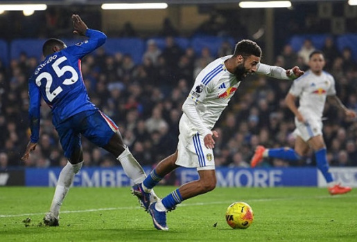 Rosenior trách Caicedo ra quyết định tồi trước Leeds