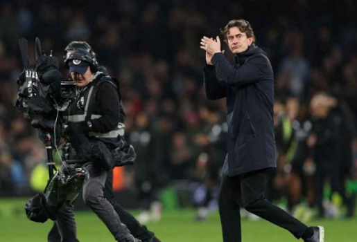 Thomas Frank rời Tottenham với tỷ lệ thắng tệ nhất lịch sử