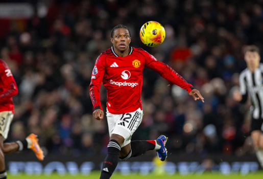 Sunderland nhắm chiêu mộ Malacia miễn phí