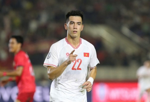 Tiến Linh bất ngờ tặng 50 triệu cho CLB Thanh Hóa