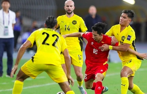 Malaysia gián tiếp nhận tội, Việt Nam sáng cửa thắng 3-0
