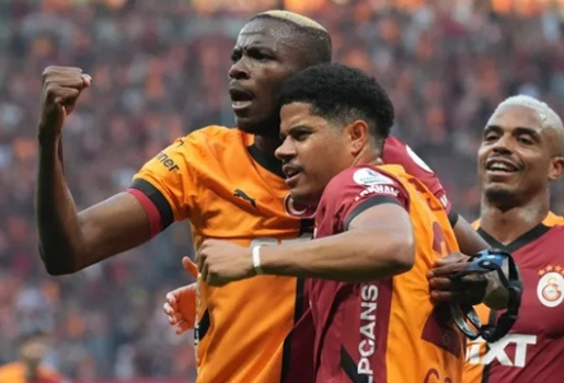 HLV Buruk tin Galatasaray sẽ chiếm lợi thế trước Juventus