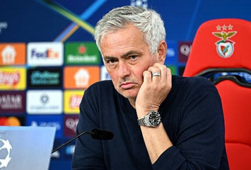 Mourinho trách Vinicius khiêu khích sau vụ bị phân biệt chủng tộc
