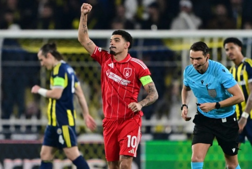 Vitor Pereira và màn lột xác của Nottingham sau kỷ nguyên Dyche