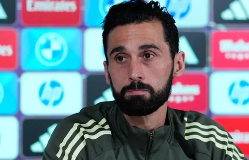 Arbeloa thừa nhận rút Valverde vì sợ chấn thương